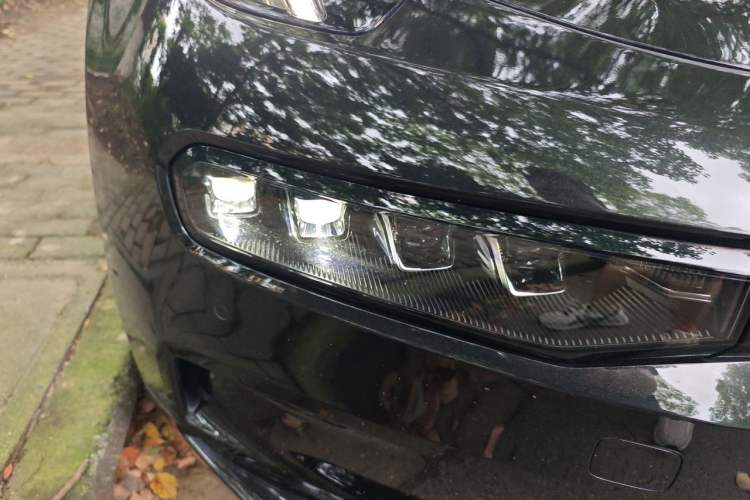 Used Zeekr 001 2022 Long-Range Dual-Motor WE Edition Right Front Headlight