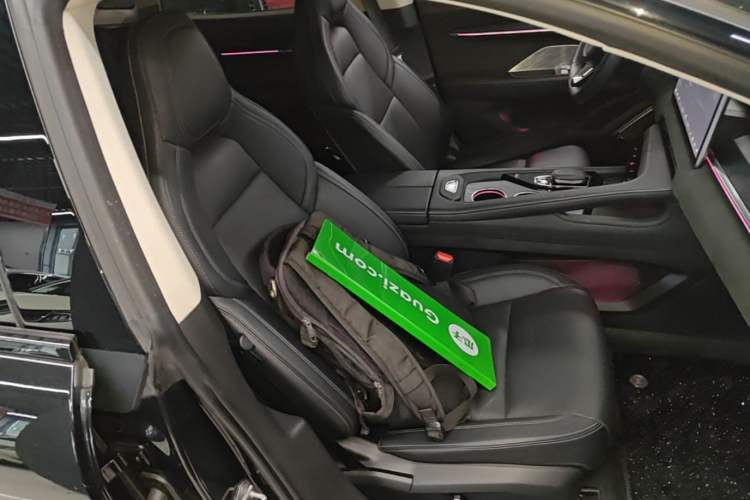 Used Zeekr 001 2022 Long-Range Dual-Motor WE Edition Right Front Seat