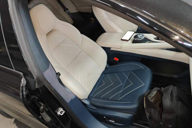 Used Zeekr 001 2022 Long-Range Dual-Motor WE Edition Right Front Seat