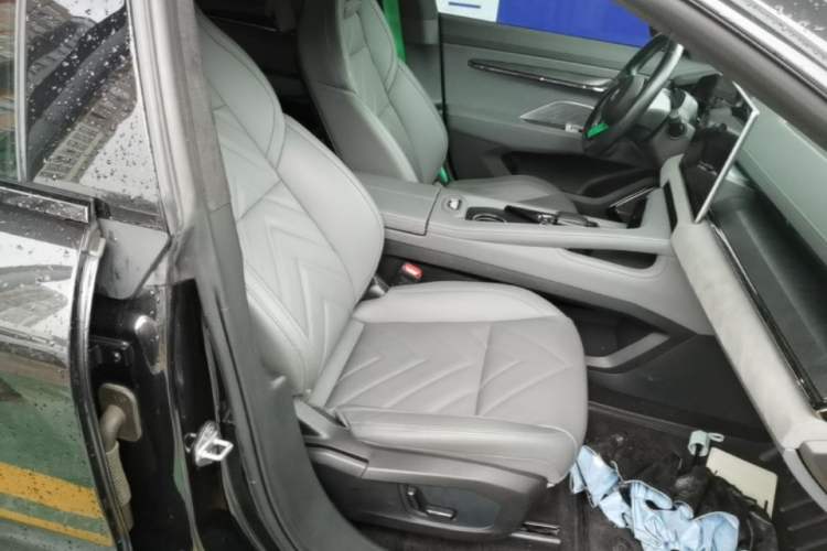 Used Zeekr 001 2022 Long-Range Dual-Motor WE Edition Right Front Seat