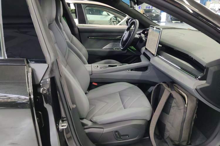 Used Zeekr 001 2022 Long-Range Dual-Motor WE Edition Right Front Seat