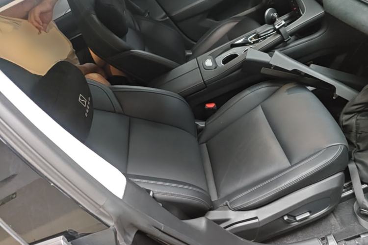 Used Zeekr 001 2022 Long-Range Dual-Motor WE Edition Right Front Seat