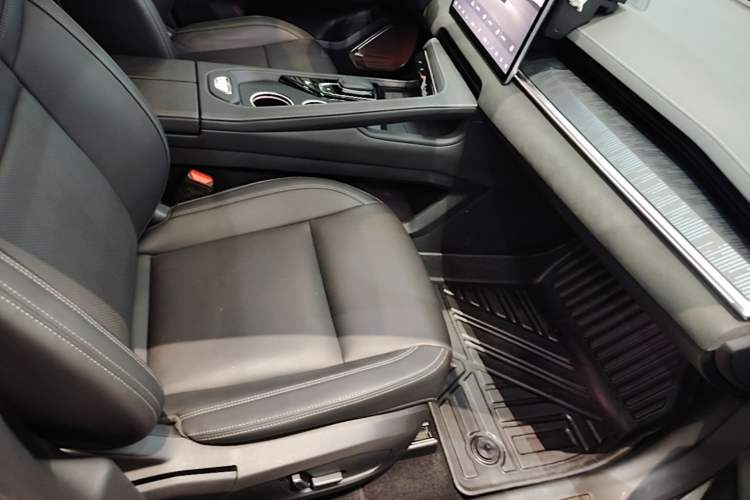 Used Zeekr 001 2022 Long-Range Dual-Motor WE Edition Right Front Seat