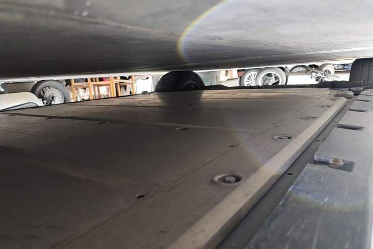 Used Zeekr 001 2022 Long-Range Dual-Motor WE Edition Right Side Sill