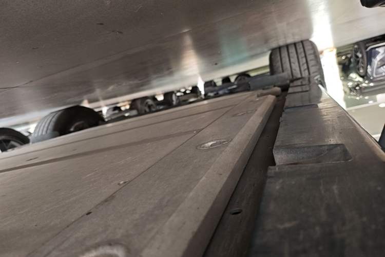 Used Zeekr 001 2022 Long-Range Dual-Motor WE Edition Right Side Sill