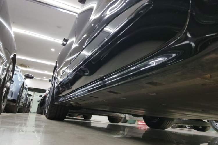 Used Zeekr 001 2022 Long-Range Dual-Motor WE Edition Right Side Sill
