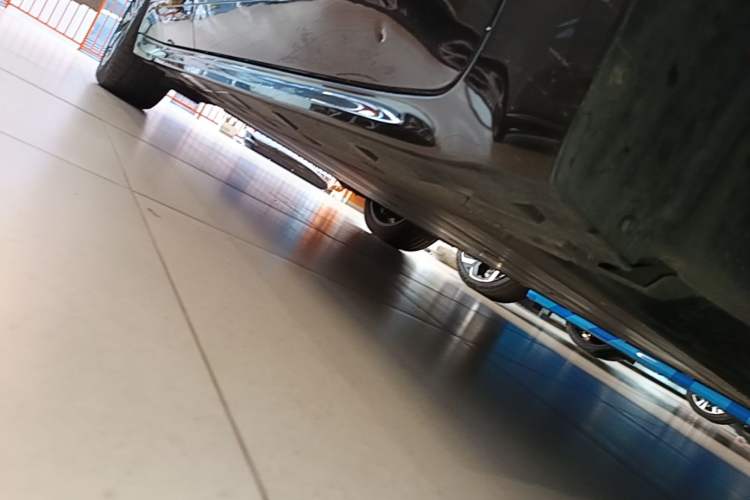 Used Zeekr 001 2022 Long-Range Dual-Motor WE Edition Right Side Sill