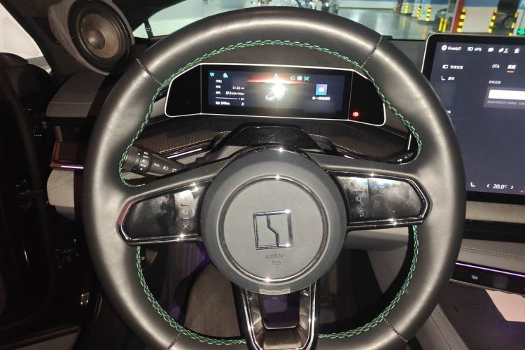 Used Zeekr 001 2022 Long-Range Dual-Motor WE Edition Steering Wheel