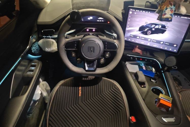 Used Zeekr 001 2022 Long-Range Dual-Motor WE Edition Steering Wheel