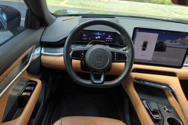 Used Zeekr 001 2022 Long-Range Dual-Motor WE Edition Steering Wheel
