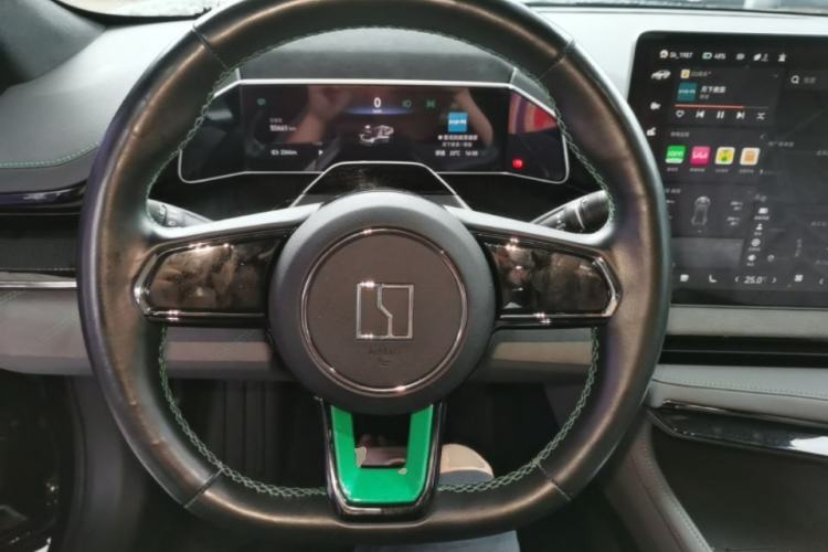 Used Zeekr 001 2022 Long-Range Dual-Motor WE Edition Steering Wheel