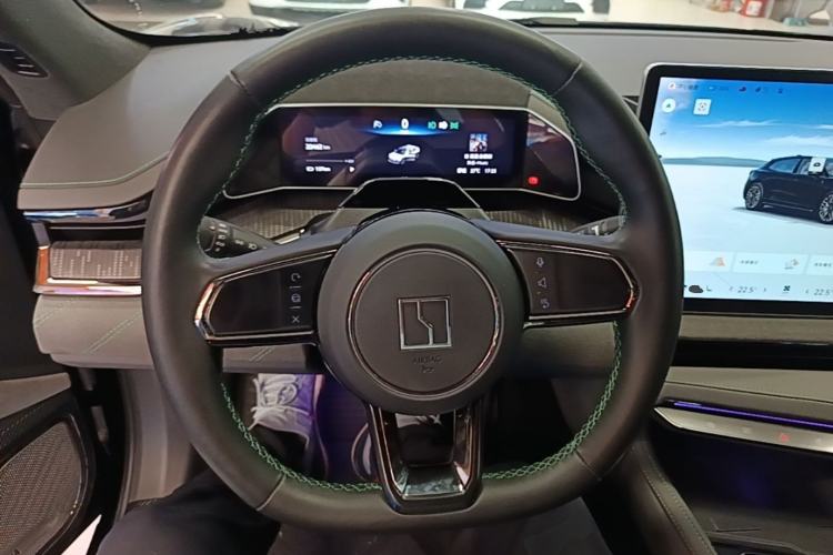 Used Zeekr 001 2022 Long-Range Dual-Motor WE Edition Steering Wheel
