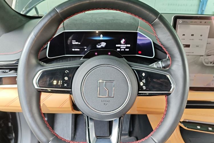 Used Zeekr 001 2022 Ultra-Long Range Dual-Motor YOU Version Steering Wheel