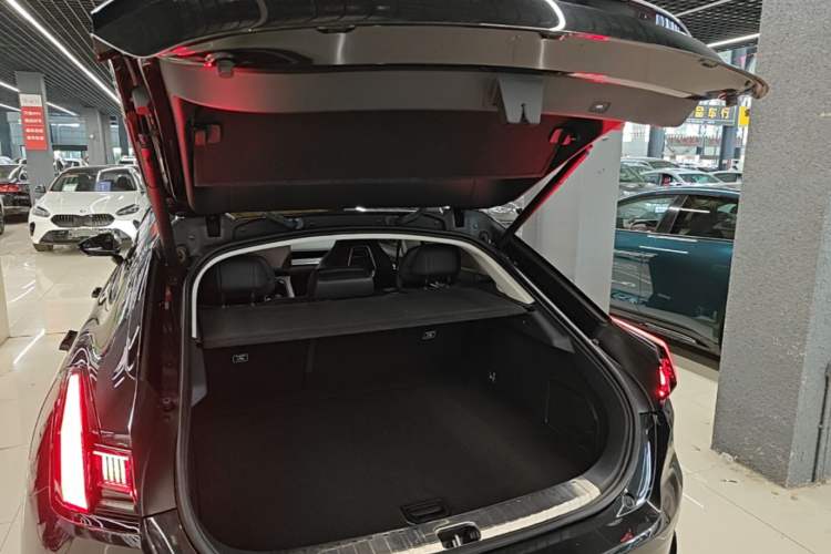 Used Zeekr 001 2022 Long-Range Dual-Motor WE Edition Trunk