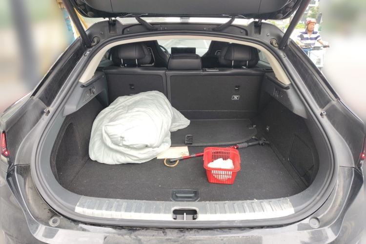 Used Zeekr 001 2022 Long-Range Dual-Motor WE Edition Trunk