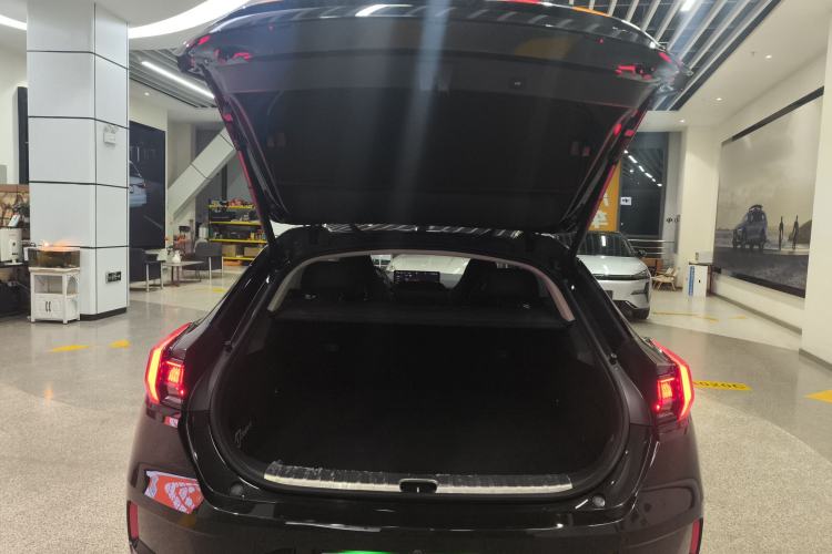 Used Zeekr 001 2022 Long-Range Dual-Motor WE Edition Trunk