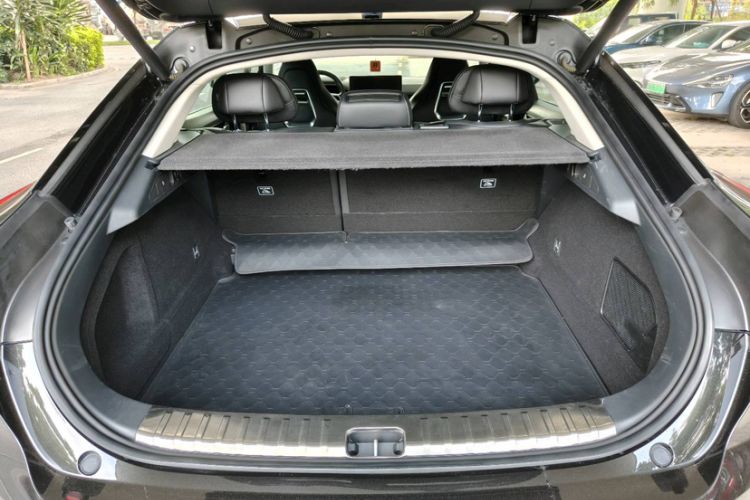 Used Zeekr 001 2022 Long-Range Dual-Motor WE Edition Trunk