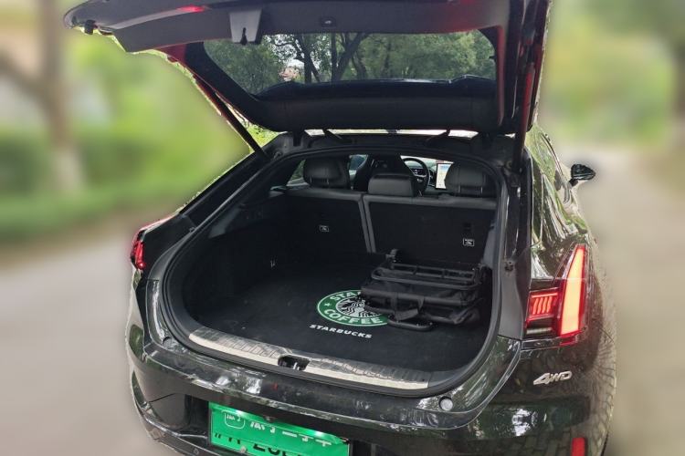 Used Zeekr 001 2022 Long-Range Dual-Motor WE Edition Trunk