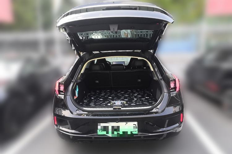 Used Zeekr 001 2022 Long-Range Dual-Motor WE Edition Trunk