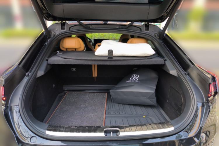 Used Zeekr 001 2022 Long-Range Dual-Motor WE Edition Trunk