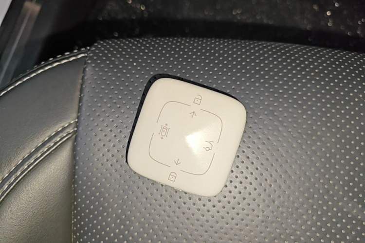 Used Zeekr 001 2022 Long-Range Dual-Motor WE Edition Vehicle Key