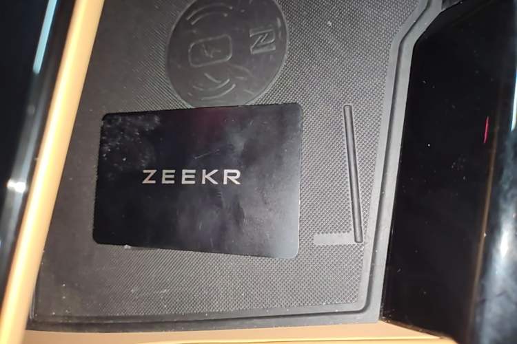 Used Zeekr 001 2022 Ultra-Long Range Dual-Motor YOU Version Vehicle Key