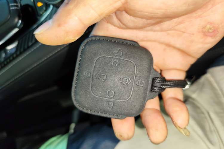 Used Zeekr 001 2022 Long-Range Dual-Motor WE Edition Vehicle Key