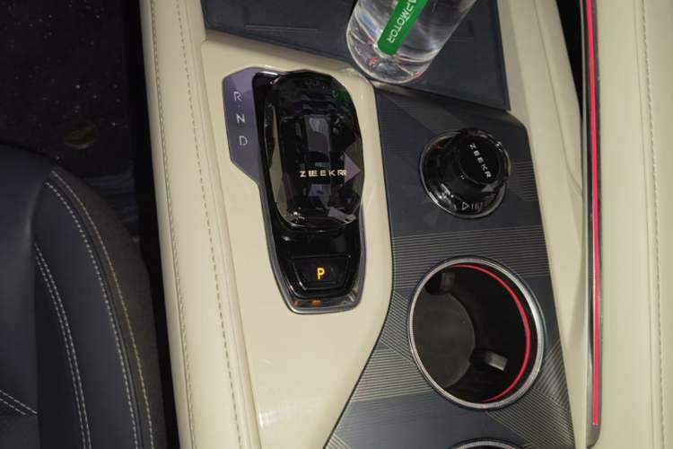 Used Zeekr 001 2022 Ultra-Long Range Dual-Motor ME Version Gear Lever