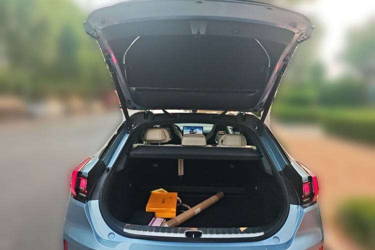 Used Zeekr 001 2022 Long-Range Dual-Motor WE Edition Trunk