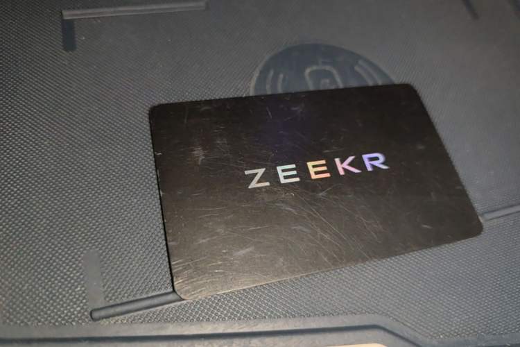 Used Zeekr 001 2022 Ultra-Long Range Dual-Motor YOU Version Vehicle Key