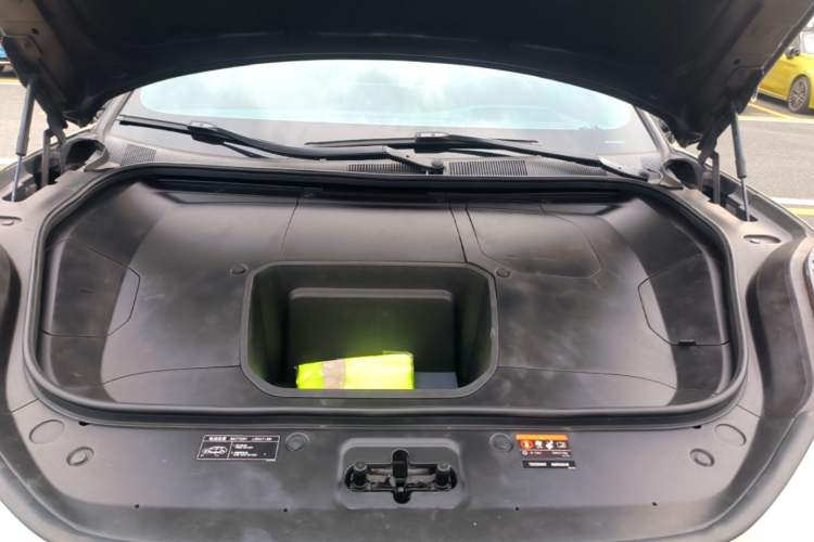 Used Zeekr 001 2022 Ultra-Long Range Dual-Motor ME Version Engine Bay
