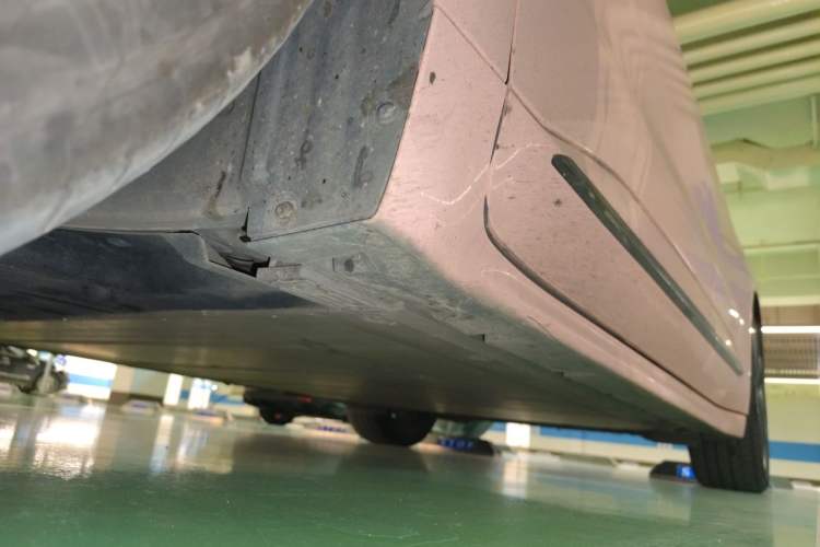 Used Zeekr 001 2022 Long-Range Dual-Motor WE Edition Chassis Front Left