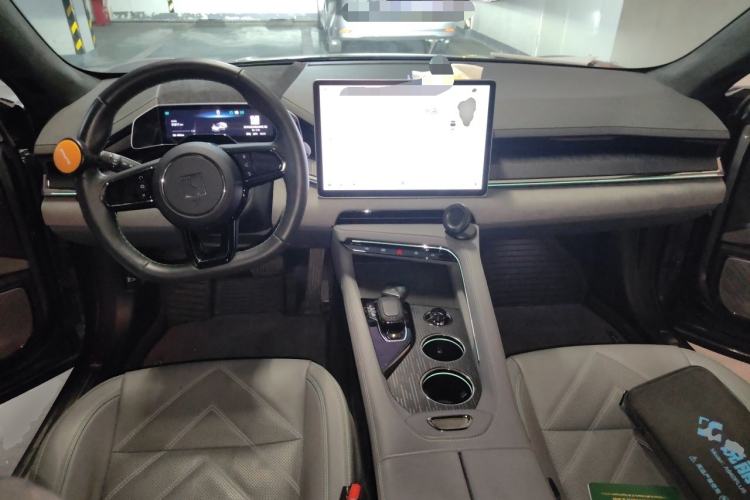 Used Zeekr 001 2022 Ultra-Long Range Dual-Motor ME Version Center Console