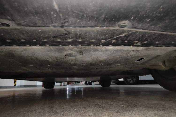 Used Zeekr 001 2022 Ultra-Long Range Dual-Motor ME Version Chassis Front