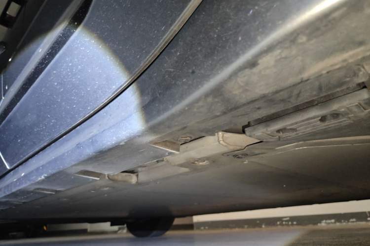 Used Zeekr 001 2022 Ultra-Long Range Dual-Motor ME Version Chassis Rear Left