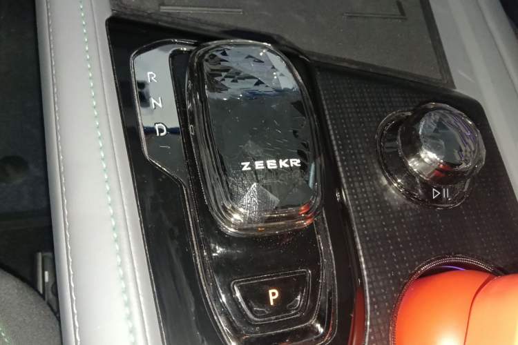 Used Zeekr 001 2022 Long-Range Dual-Motor WE Edition Gear Lever