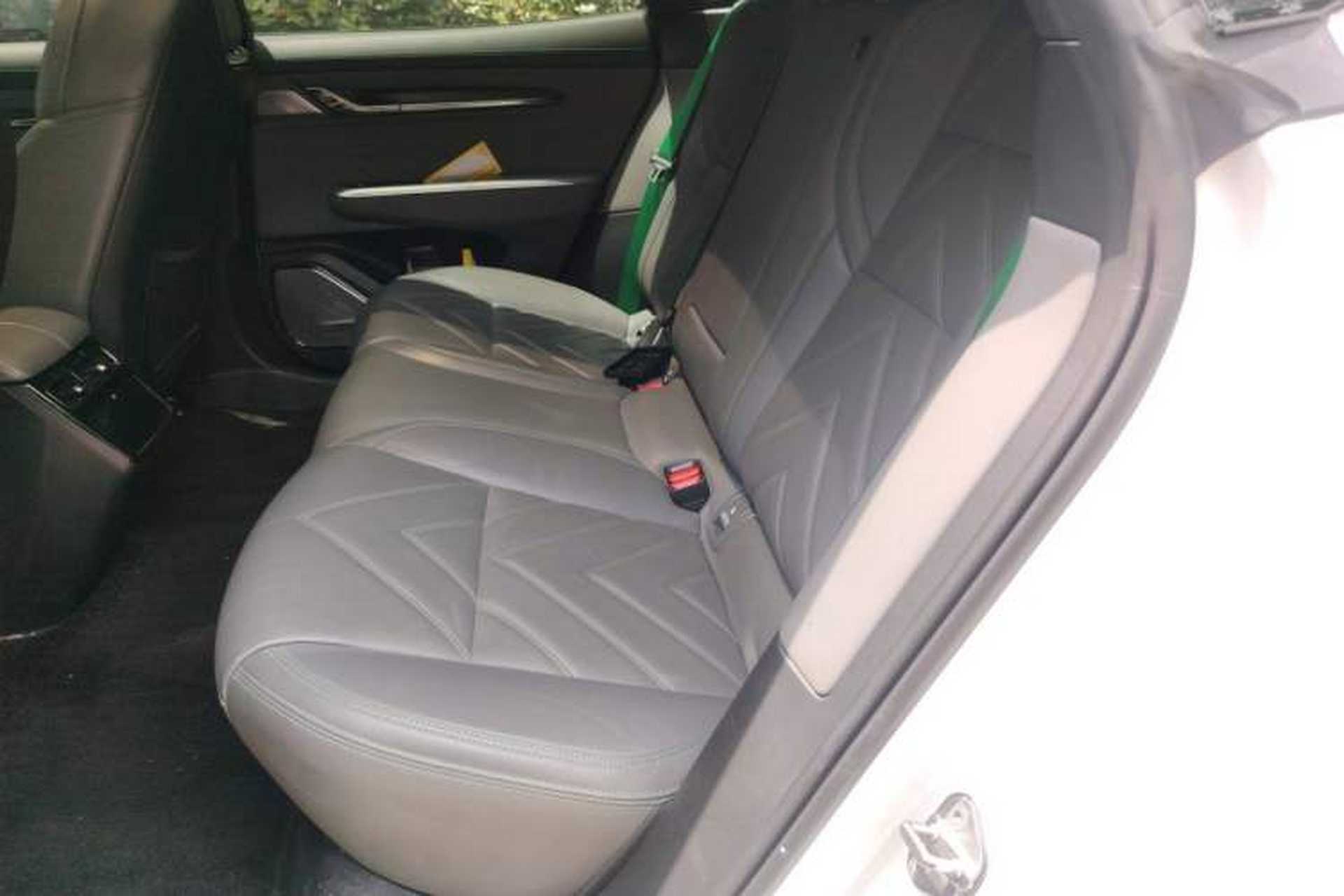 Used Zeekr 001 2022 Ultra-Long Range Dual-Motor ME Version Left Rear Seat