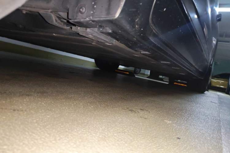 Used Zeekr 001 2022 Long-Range Dual-Motor WE Edition Chassis Front Left
