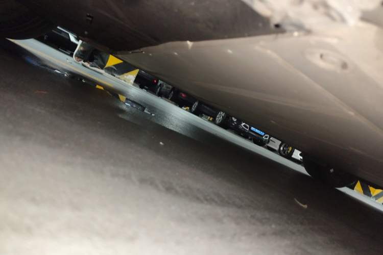 Used Zeekr 001 2022 Long-Range Dual-Motor WE Edition Chassis Front Left