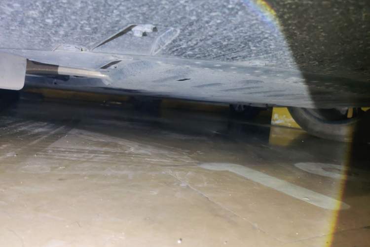 Used Zeekr 001 2022 Ultra-Long Range Dual-Motor YOU Version Chassis Front Right