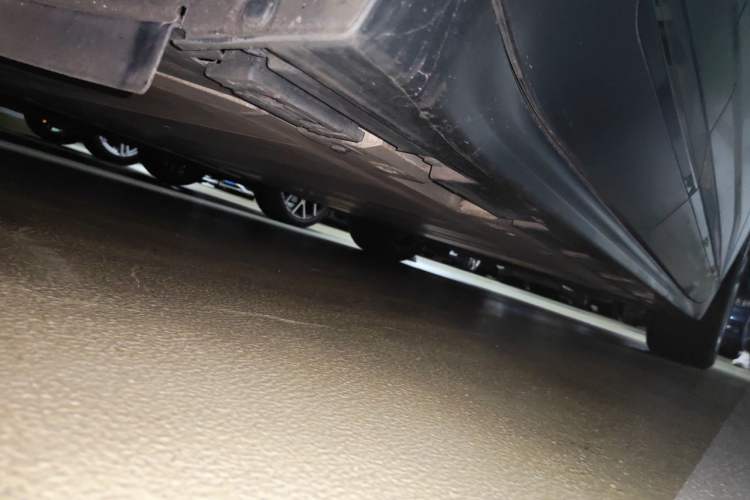 Used Zeekr 001 2022 Long-Range Dual-Motor WE Edition Chassis Rear Right