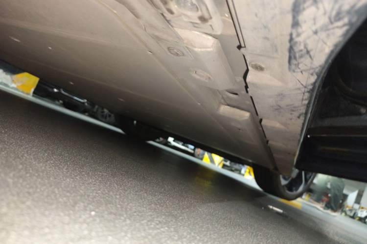 Used Zeekr 001 2022 Long-Range Dual-Motor WE Edition Chassis Rear Right