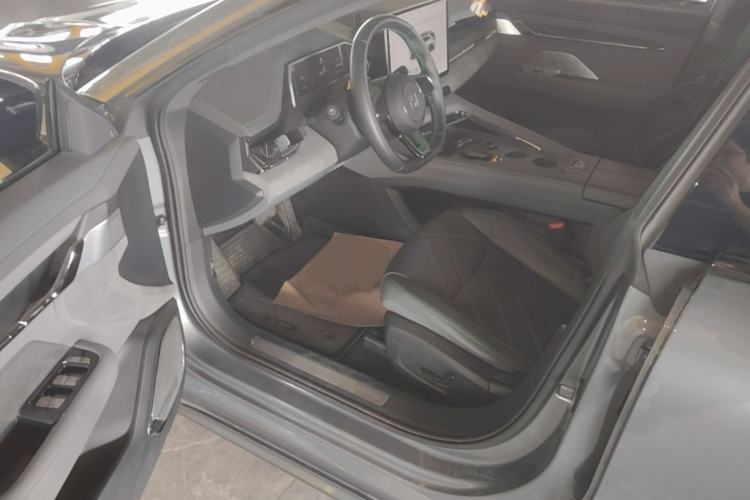 Used Zeekr 001 2022 Ultra-Long Range Dual-Motor ME Version Driver Seat