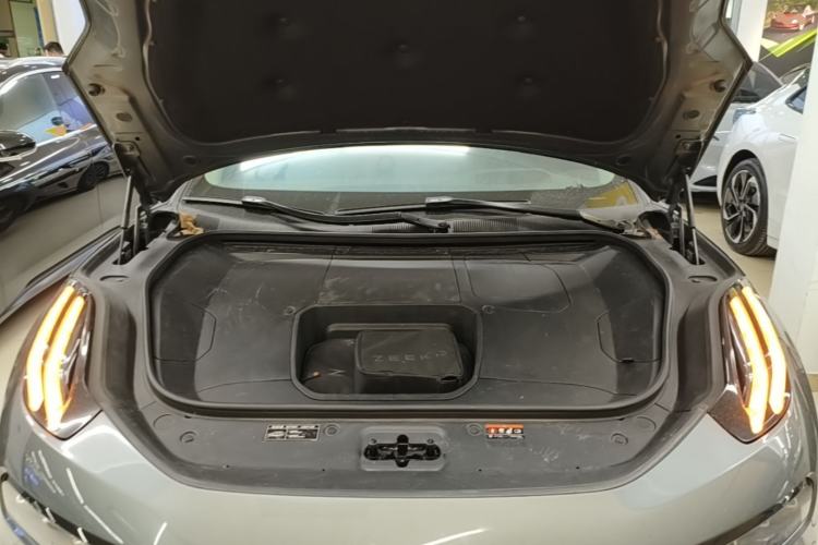 Used Zeekr 001 2022 Ultra-Long Range Single-Motor WE Version Engine Bay