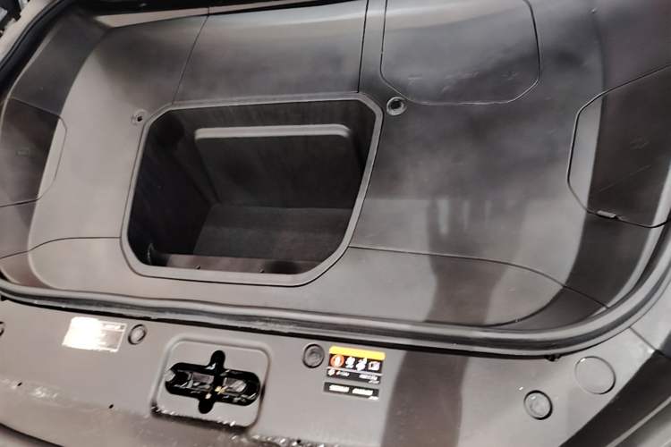 Used Zeekr 001 2022 Long-Range Dual-Motor WE Edition Engine Bay