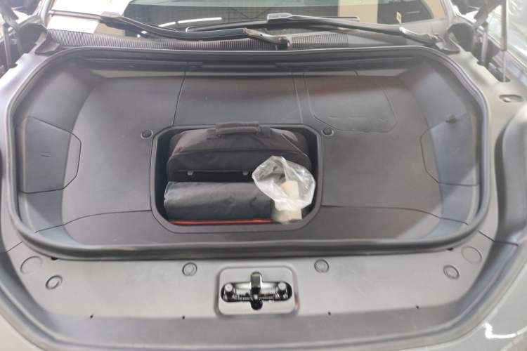Used Zeekr 001 2022 Long-Range Dual-Motor WE Edition Engine Bay