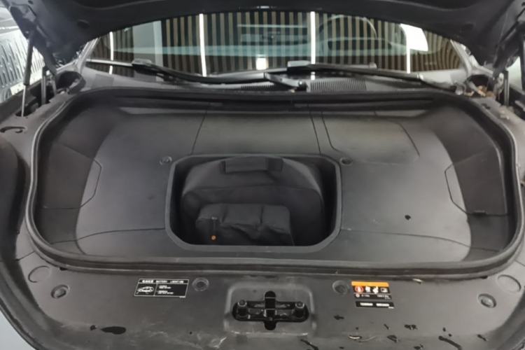 Used Zeekr 001 2022 Ultra-Long Range Dual-Motor YOU Version Engine Bay