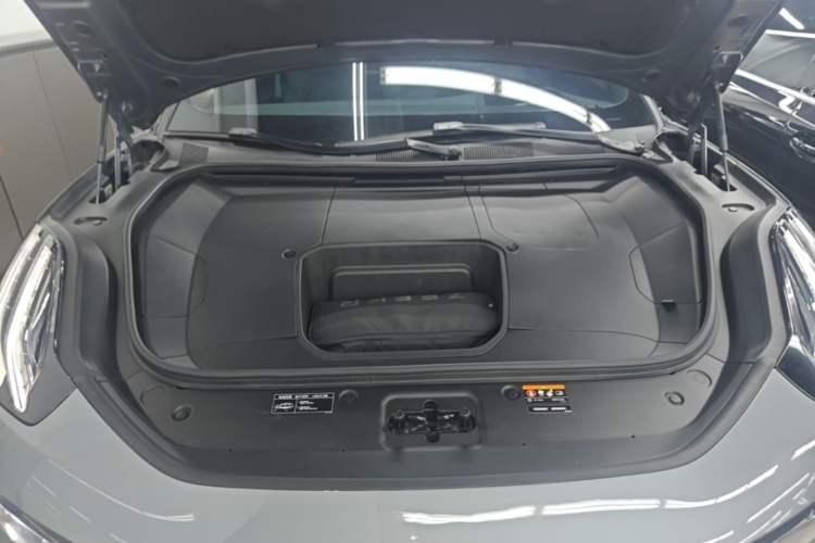 Used Zeekr 001 2022 Long-Range Dual-Motor WE Edition Engine Bay