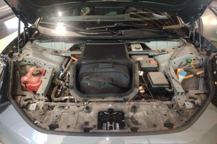 Used Zeekr 001 2022 Ultra-Long Range Dual-Motor YOU Version Engine Bay