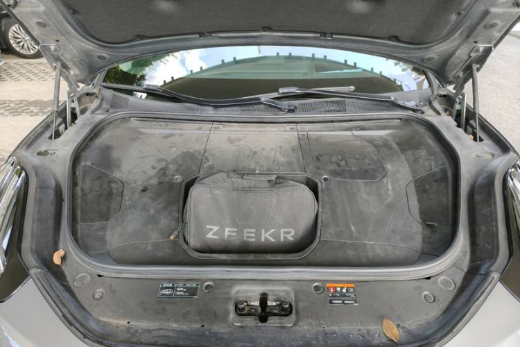 Used Zeekr 001 2022 Long-Range Dual-Motor WE Edition Engine Bay